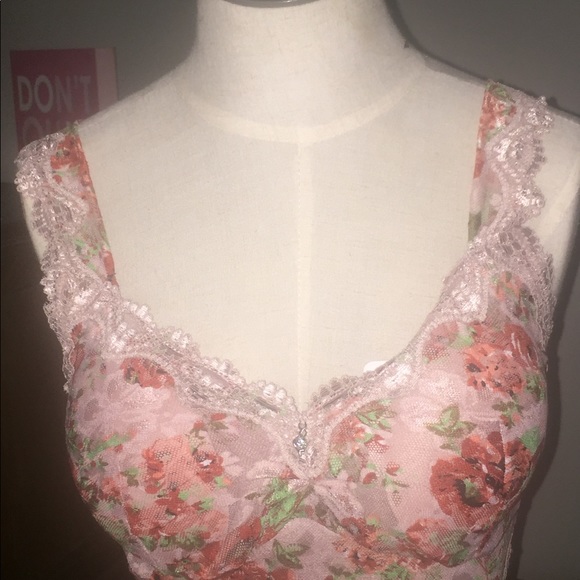 Intimates - Picture 7 of 8